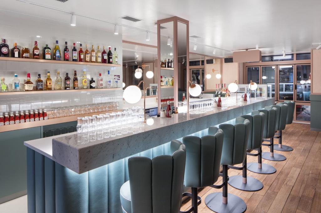 Helvti Diner Bellevue