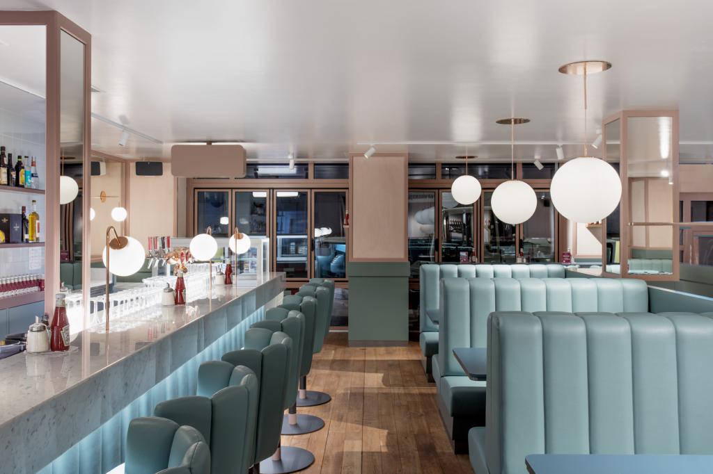 Helvti Diner Bellevue